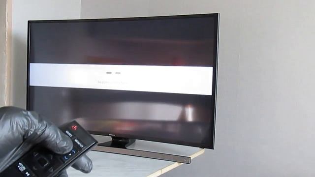 Изогнутый телевизор Samsung 40" UHD 4K Curved Smart TV UE40JU6600U смотреть онлайн