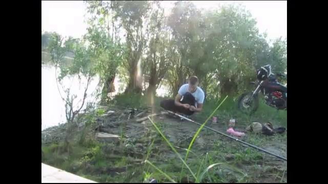 Ловля карася на донку и поплавок.(Мото-рыбалка в Астрахани 2016.г.) смотреть онлайн