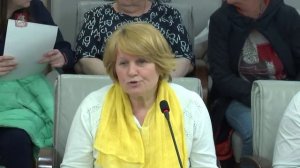 Жительница проживающая на ул.Нижнепервомайской, в доме 85 рассказывает о своей проблеме.