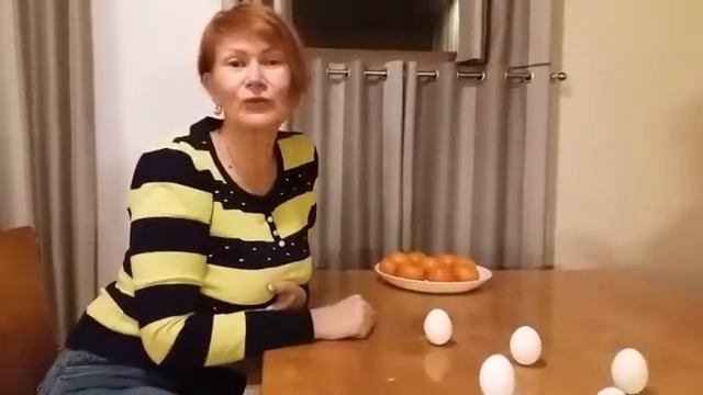 Янина Вайда - Практика на сырые куриные яйца смотреть онлайн