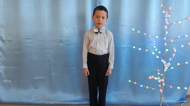 Белольдинов Денис — И. Суриков «Детство» смотреть онлайн