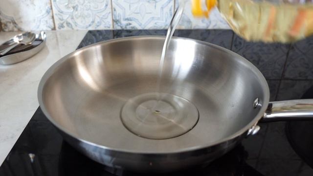 Китайский СЕКРЕТ Нежнейшей Говядины в устричном соусе и салат из одуванчиков (фризе или рукколы)