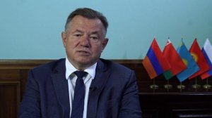 Сергей Глазьев-Линдон Ларош-100 лет-обращение академик Сергей Глазьев-крах финансовой системы