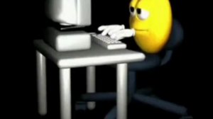 желтый смайлик печатает за компьютером