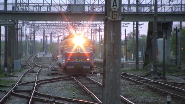 Электропоезд ЭР2-1032 на ст. Юлемисте / ER2-1032 EMU at Ülemiste station