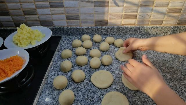 ТАКИХ ВКУСНЫХ ПИРОЖКОВ ВЫ ЕЩЕ НЕ ПРОБОВАЛИ | КАК ПРИГОТОВИТЬ ПИРОЖКИ | ПРОСТОЙ РЕЦЕПТ смотреть онлайн