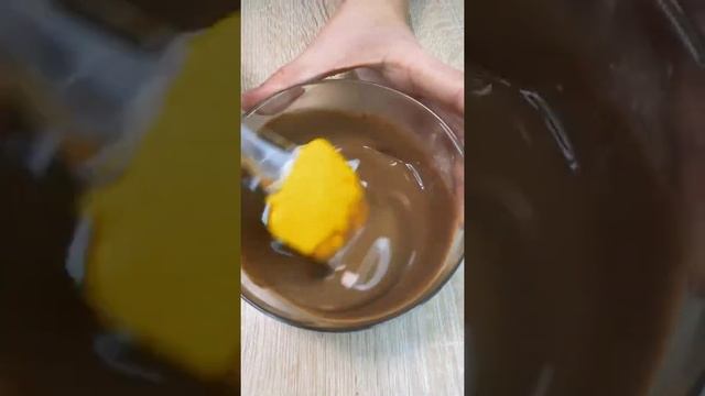 БАУНТИ - Делаем сами шоколадные конфеты | Очень Вкусно #shorts смотреть онлайн