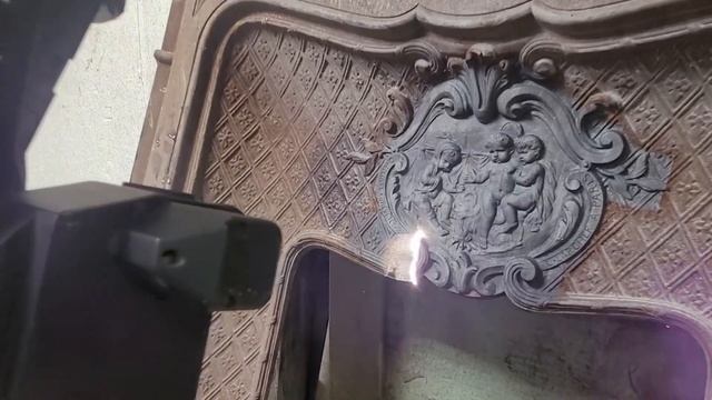 Удаление ржавчины с помощью лазера на предметах архитектуры смотреть онлайн