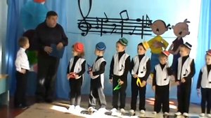 веселые нотки .танец в детском саду .