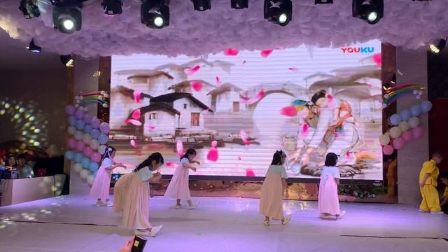 Китайский народный танец смотреть онлайн