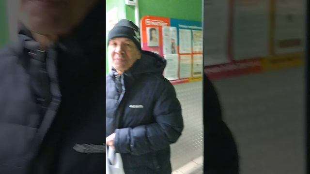 Помогай людям тебе зачтётся