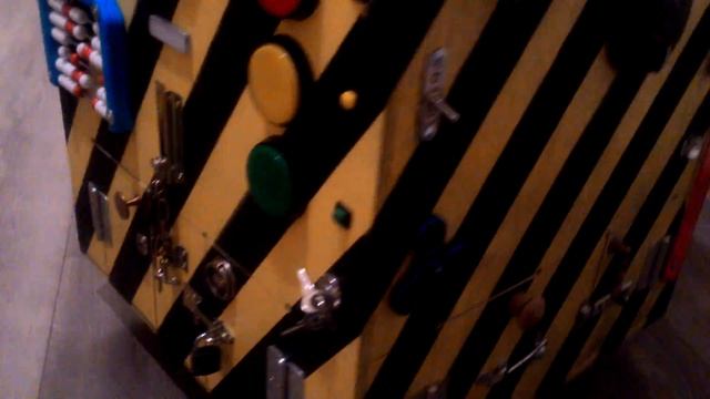 busybox смотреть онлайн