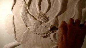 ДЕЛАЕМ ВМЕСТЕ барельеф цветы на стене своими руками
