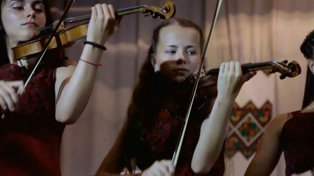 Ансамбль скрипалів дитячої музичної школи ім.І.Білозіра - Танго смотреть онлайн