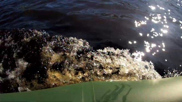 Рыбаки- промысловики. Летний клев. Рыбалка на лодке. смотреть онлайн