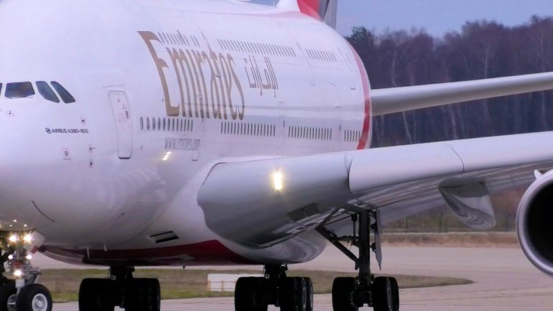 The Biggie. Emirates Airbus A380 takeoff. Russia, Moscow, Domodedovo airport. My #shorts