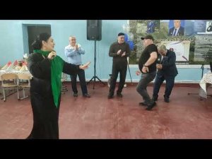 Эльмира Валиева-песня посещает братьям Андийцам.60-летие Джамала Нажмудинова-с.Караузек-06.10.2023г.