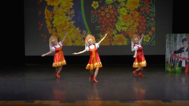 2019.11.23 - Russian Dance with spoons смотреть онлайн