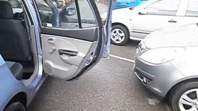 Kia Picanto 1.1 Zapp, 1 lady owner смотреть онлайн