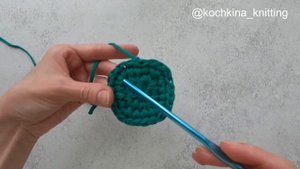 Квадратная корзина. Вязание крючком. Объемный узор.