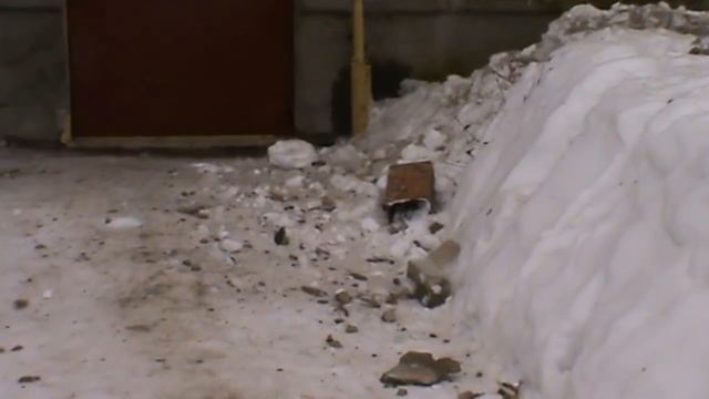 г.Кимры.Снегом снесло вент.стояк. смотреть онлайн