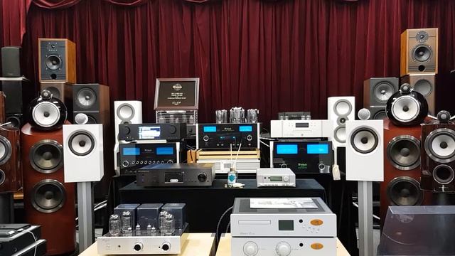 B&W802D3, MCINTOSH C2700, MC462, COCKTAIL AUDIO X45PRO смотреть онлайн