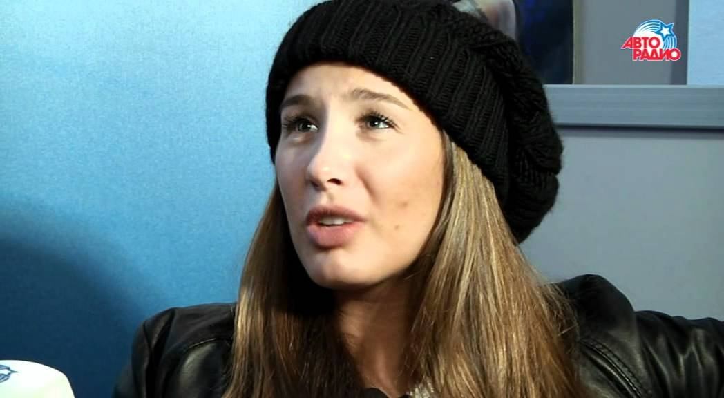 А студио распускают слухи зря. А студио распускают слухи зря. А студио распускают слухи зря. А студио фото. Клип студио.