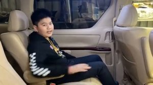 2010 Toyota Vellfire Vs 2009 Toyota Vellfire Compare Option