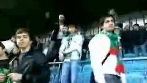 Болельщики Терека издеваются над русским омоном.3gp