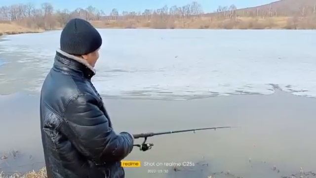 (#394) 30.03.22 На природу в марте! Лесное озеро! Первая рыбалка в 2022 году! (часть3) смотреть онлайн