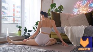 DEEP STRETCH FOR HIPS | CHEST OPENING YOGA FLOW 4K
