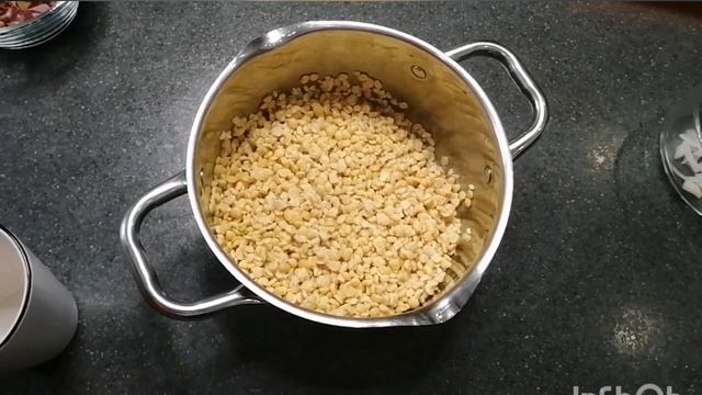 ГОРОХОВАЯ    КАША   С   КОПЧЕНОСТЯМИ . (ГОРОШНИЦА).