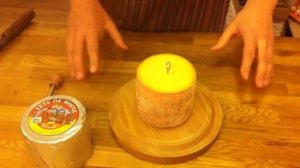 Сыр Тет Де Муан (Голова монаха) и нож жироль - Girolle & Tête de Moine