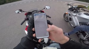 Реванш заезда Honda VFR 800 против CBR600RR, гонка с места