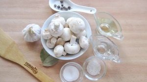 Шампиньоны в собственном соку на зиму