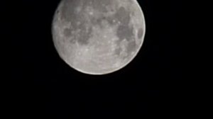 Panasonic Lumix DMC-FZ28 HD video zoom test on moon