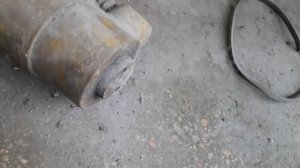 Разборка и устройство цилиндра выдвижения секций стрелы.