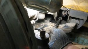 Ремонт Мерседес спринтер w903 меняем рулевую тягу