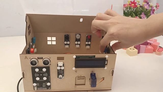 Servo Test смотреть онлайн