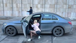 БЛОНДИНКА УГНАЛА МАШИНУ за 10 секунд и другие мифы!.mp4