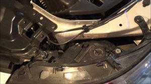 BMW E60 5 SERIES  КАК ОТРЕГУЛИРОВАТЬ ФАРЫ.