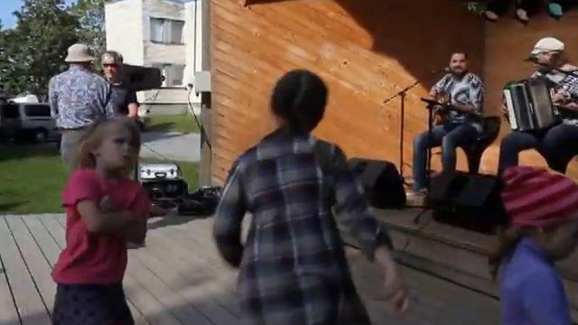 fotoViktorBurkivski07SEP2014J  Kuninganna Kristina päev  Duo Väliharf