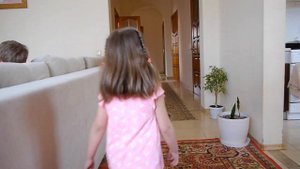 Как отобрать у брата пульт от телевизора!