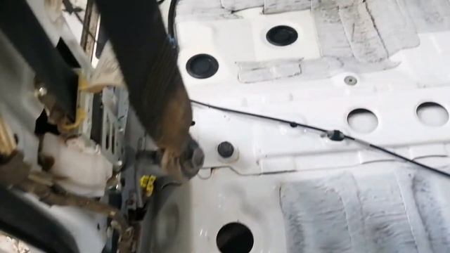 пыль в салоне Land Cruiser 200 смотреть онлайн