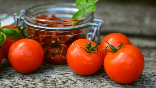 5 МОЩНЫХ продуктов, которые замедляют и ОМОЛАЖИВАЮТ старение человека смотреть онлайн