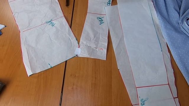 Пошив летнего сарафан. Обработка линии декольте подкройной обтачкой.mp4