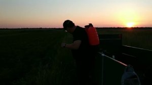 Обработка картофеля от колорадского жука аккумуляторным опрыскивателем FORTE