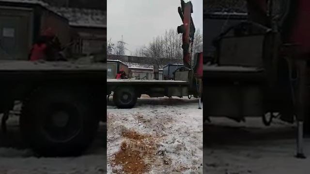 Вот так надо строить бытовки на стройке. смотреть онлайн