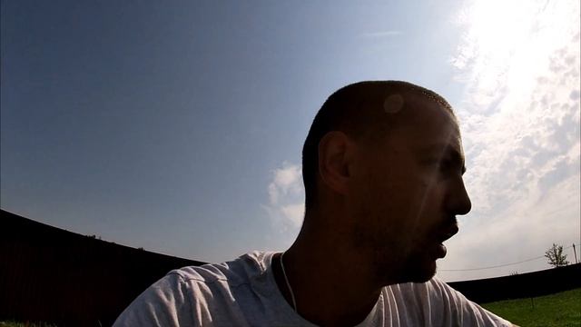 Как ОЧИСТИТЬ ПОВЕРХНОСТЬ бассейна копеечным способом! смотреть онлайн