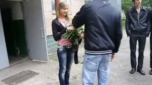 Как поздравить с днем рождения любимую девушку?